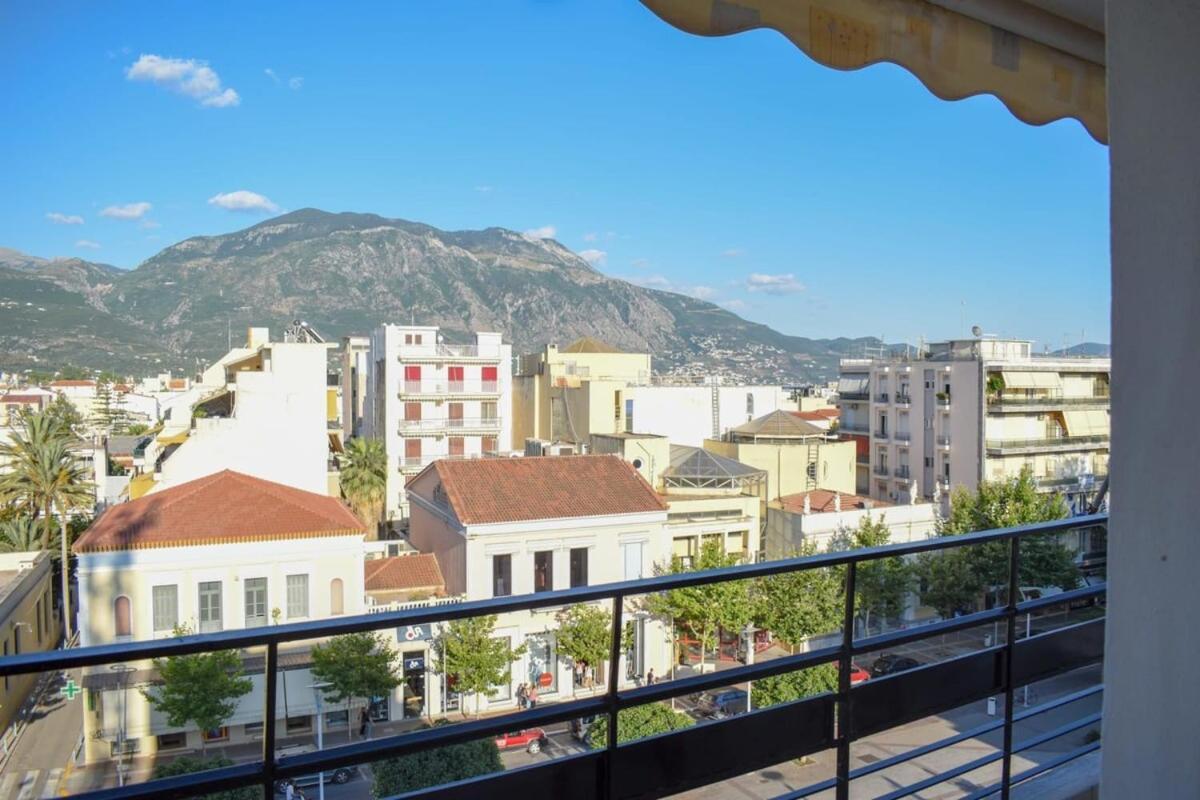 Villa Cozy Flat On The Main Square, 10Min To The Sea Kalamata Exterior foto